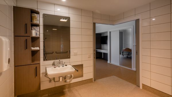WesleyCare Maroochydore modern bathroom
