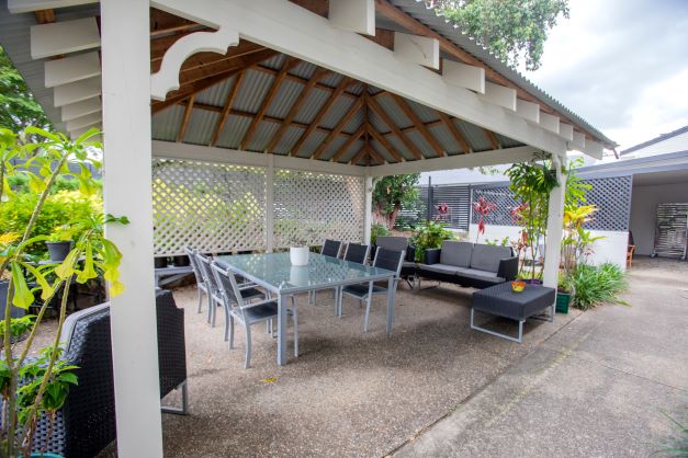 Nash court's green leafy undercover seating area