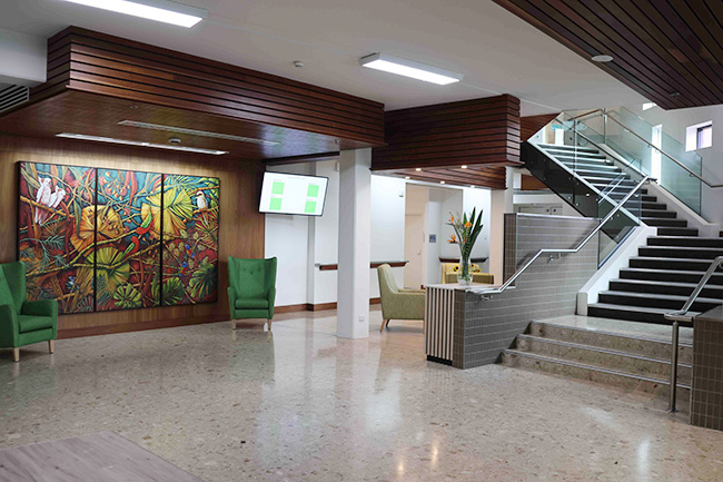 MarblefloorsfoyerwithlargestaircaseatParkviewResidentialAgedCareBrisbaneNorth